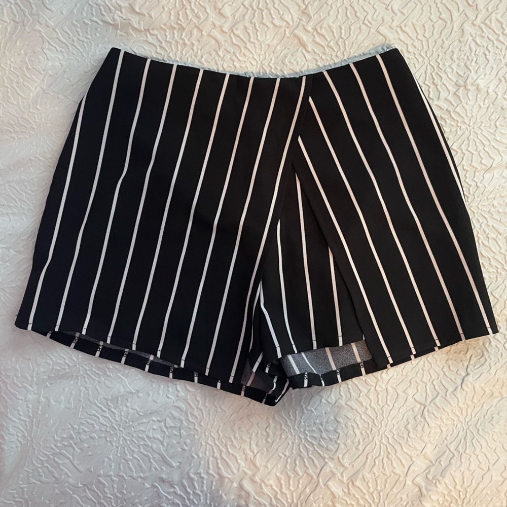 Skort